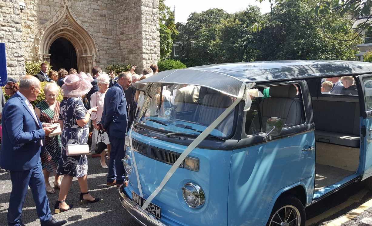 10 Tips to Make Your Wedding Car Rental Easier